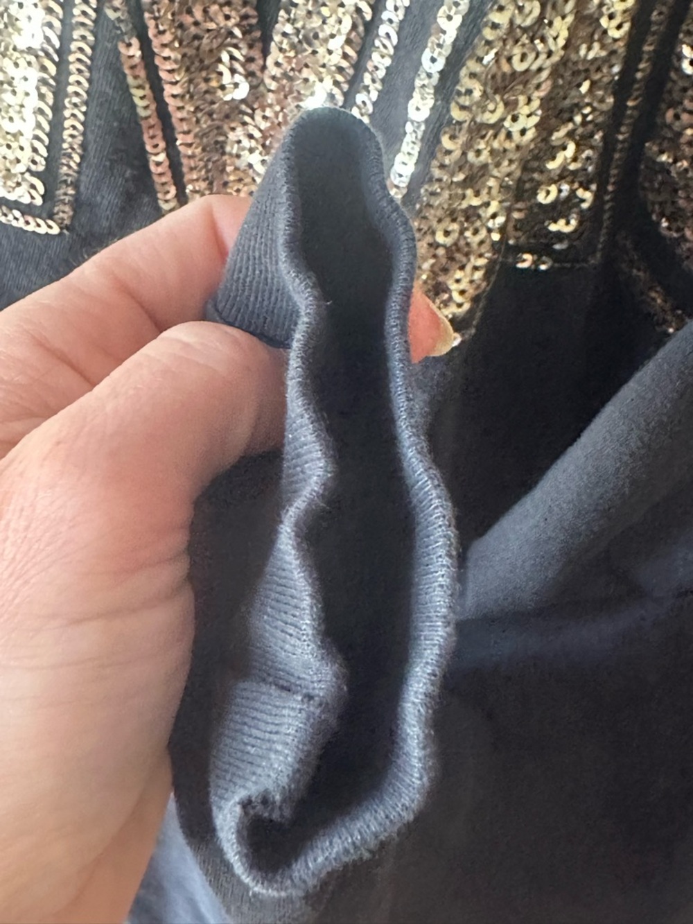 Victoria's Secret PINK Black Long-Sleeve Tee with Gold Sequin Logo - Picture 4 of 6